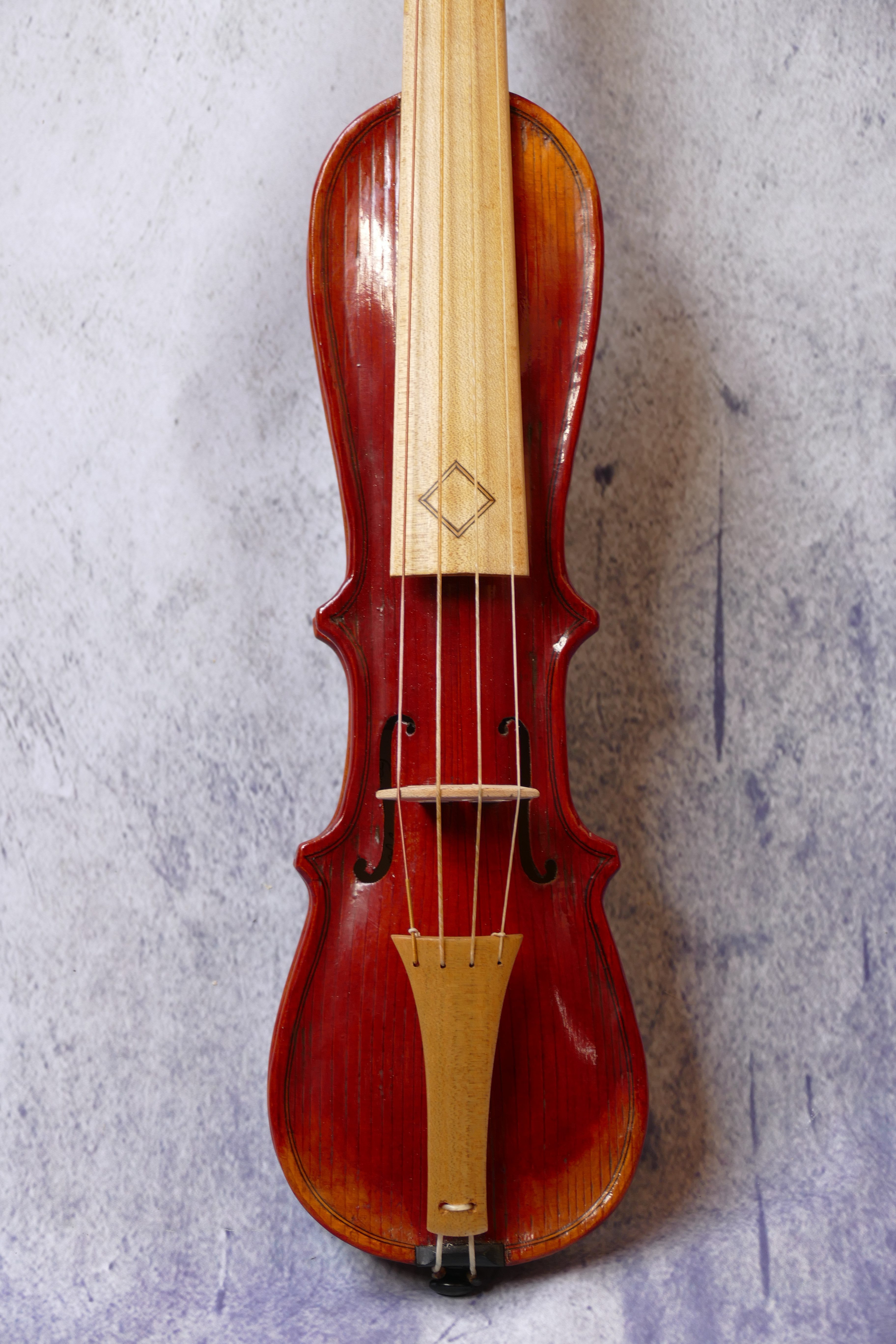 Pochette d’après A.Stradivari – 2022